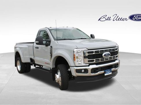 Certified 2025 Ford F450 XLT w/ 360-Degree Camera Package AWD/4WD image 3