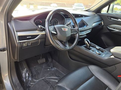 Used 2023 Cadillac XT4 Premium Luxury image 24