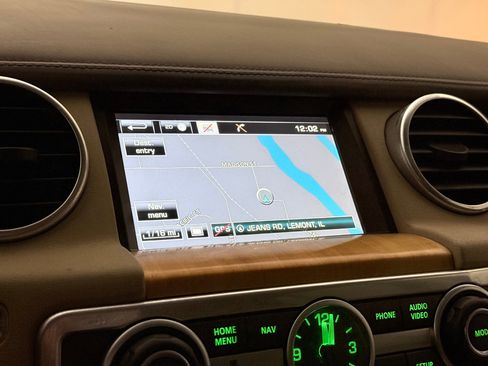 Used 2014 Land Rover LR4 HSE LUX image 32