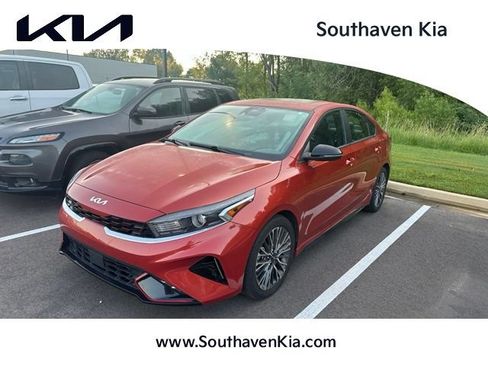 Used 2023 Kia Forte GT-Line w/ GT-Line Premium Package FWD image 1