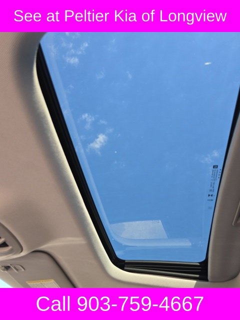 Used 2025 Chevrolet Trax ACTIV w/ Sunroof Package FWD image 31
