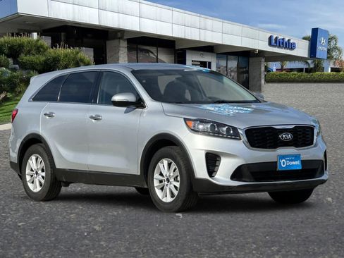 Used 2019 Kia Sorento L image 9
