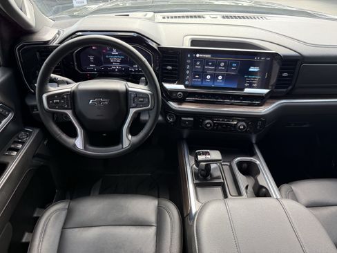 Used 2025 Chevrolet Silverado 1500 RST AWD/4WD image 14