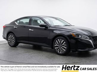 Used 2025 Nissan Altima 2.5 SV FWD video 1