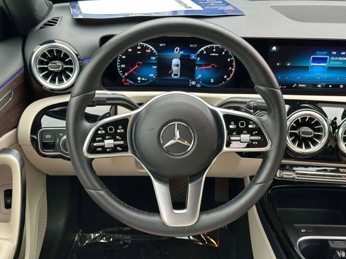 Certified 2022 Mercedes-Benz A 220 4MATIC image 12
