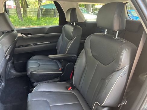 Used 2025 Hyundai Palisade SEL FWD image 37