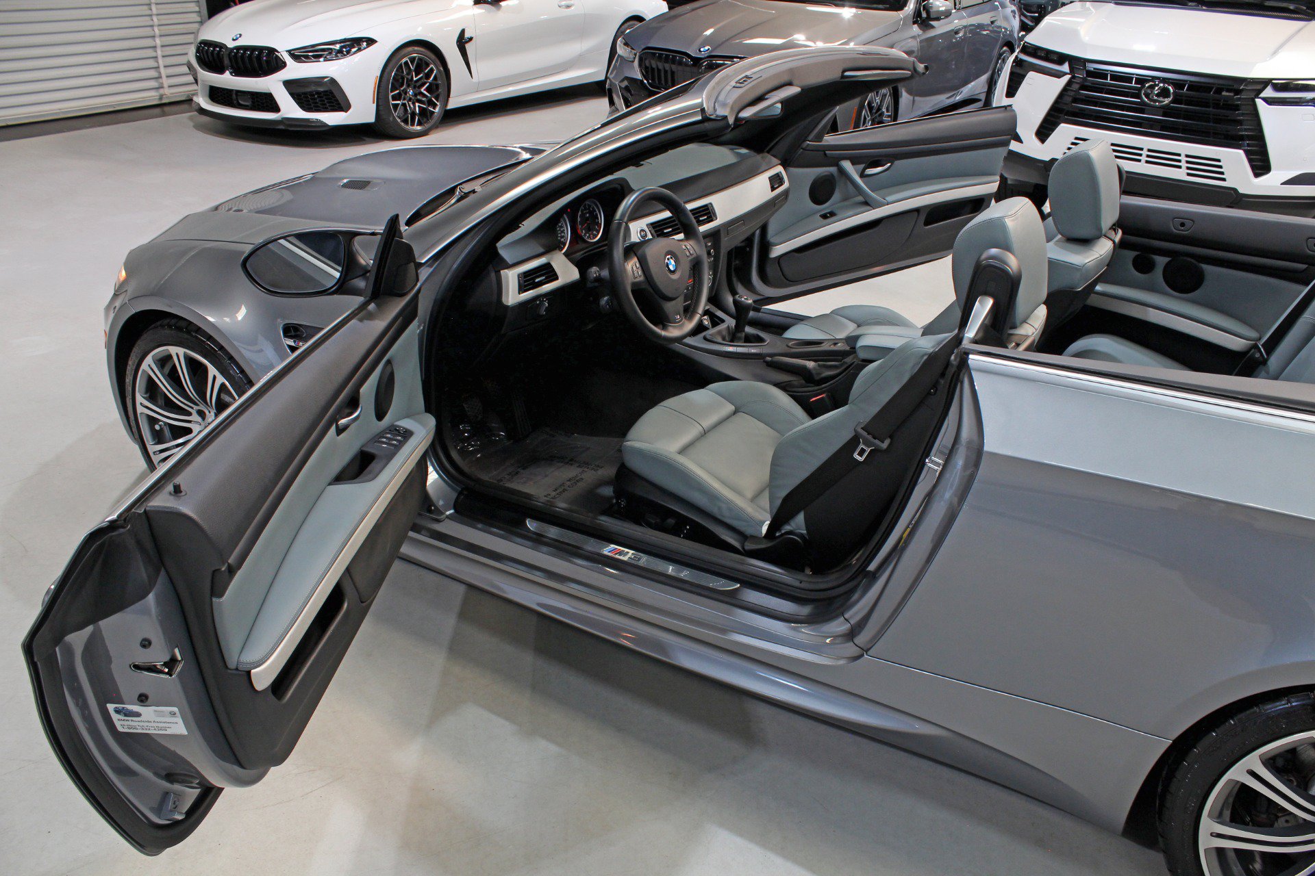 Used 2008 BMW M3 Convertible w/ Premium Pkg RWD image 33