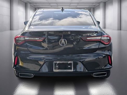 Used 2023 Acura TLX FWD image 5