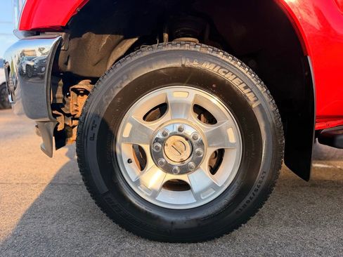 Used 2016 Ford F350 XLT AWD/4WD image 2