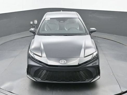 New 2026 Toyota Camry SE FWD image 28