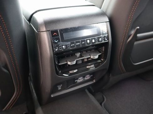 New 2025 Jeep Grand Cherokee Summit image 44