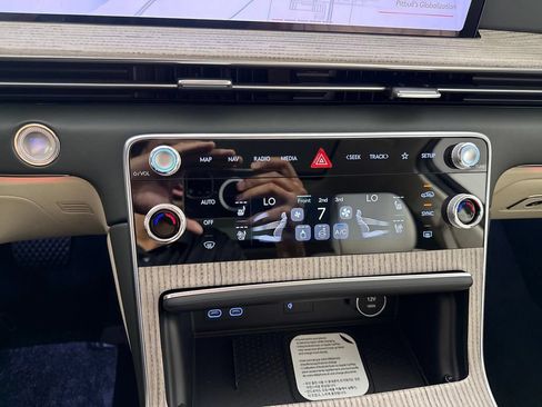 New 2026 Genesis GV80 3.5T Prestige AWD/4WD image 22