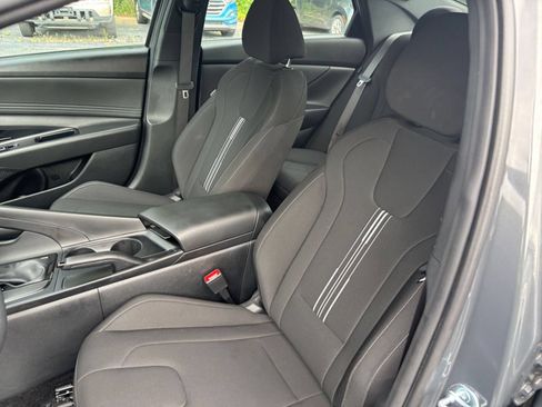 Used 2026 Hyundai Elantra Sport FWD image 32