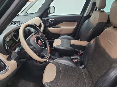 Used 2017 FIAT 500L Lounge w/ Premium Package FWD image 17