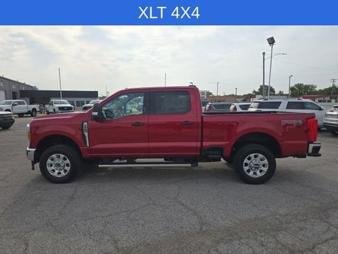 Used 2024 Ford F250 XLT w/ FX4 Off-Road Package AWD/4WD image 6