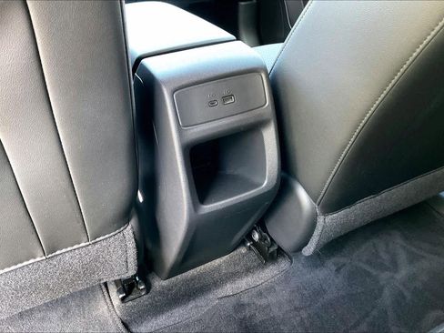 Certified 2024 Chevrolet Trax LT w/ Driver Confidence Package FWD image 36