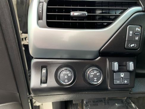 Used 2015 Chevrolet Tahoe LTZ image 13