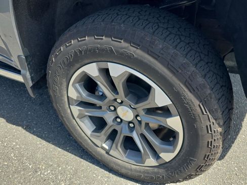 Used 2024 Chevrolet Silverado 1500 High Country w/ Technology Package image 15