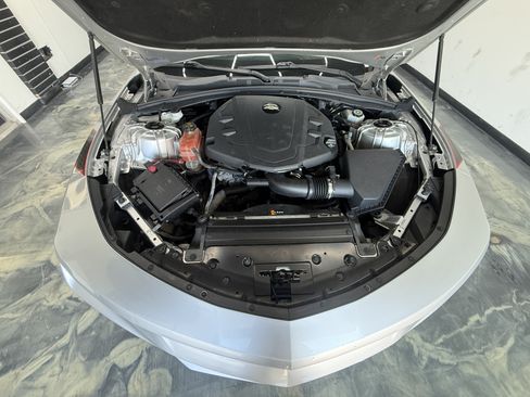 Used 2017 Chevrolet Camaro LT RWD image 24