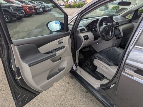 Used 2015 Honda Odyssey EX image 8