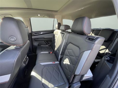 New 2026 Volkswagen Atlas Peak Edition AWD/4WD image 16
