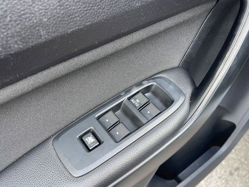Used 2020 Ford Ranger XL w/ Equipment Group 101A Mid RWD image 16