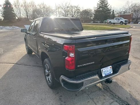 Used 2024 Chevrolet Silverado 1500 LT image 9