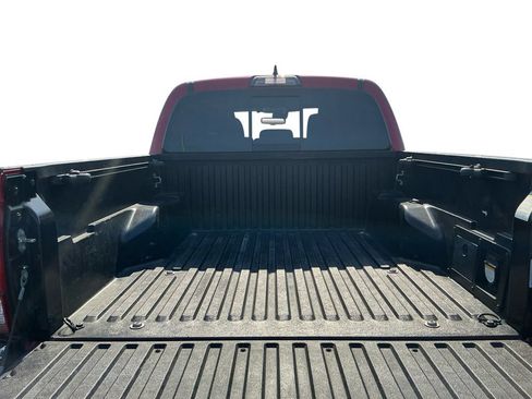 Used 2019 Toyota Tacoma TRD Off-Road AWD/4WD image 24