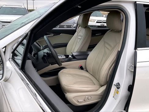 Used 2016 Lincoln MKX Select w/ Select Plus Package image 6