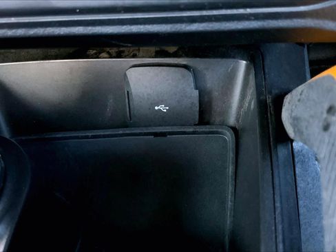 Used 2023 Ford Bronco Badlands image 35