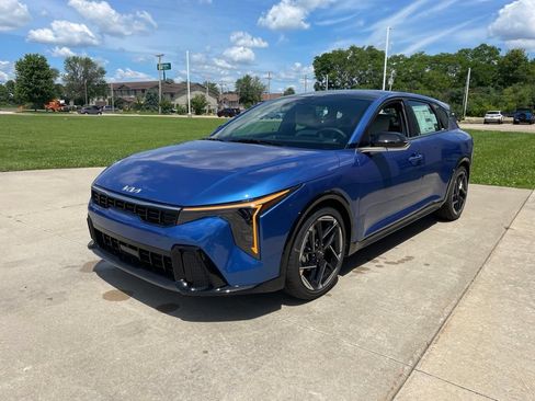 New 2026 Kia K4 GT-Line Turbo FWD image 2