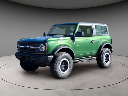 New 2025 Ford Bronco 2-Door w/ Sasquatch Package image 1