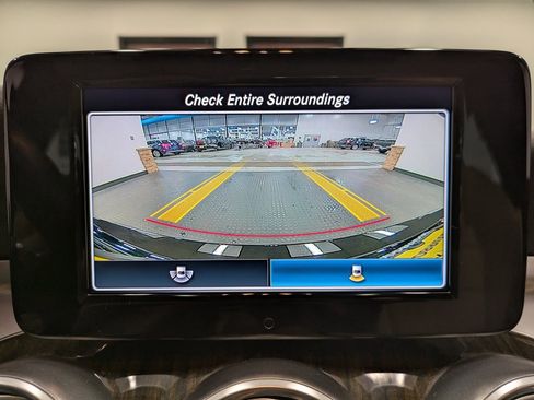 Used 2019 Mercedes-Benz C 300 4MATIC Sedan image 13
