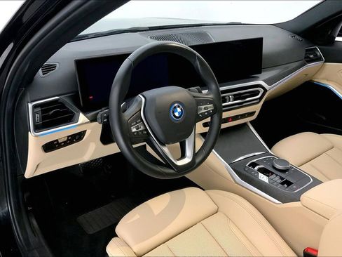 Certified 2023 BMW 330e w/ Convenience Package image 21