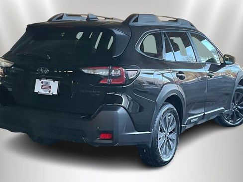 Certified 2025 Subaru Outback Onyx Edition XT image 5