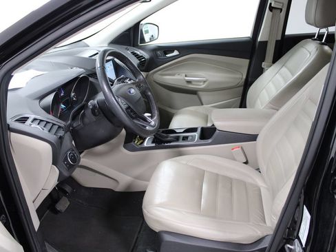 Used 2017 Ford Escape Titanium w/ Equipment Group 301A FWD image 17