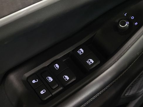 Used 2022 Jeep Grand Cherokee Limited 4xe image 27