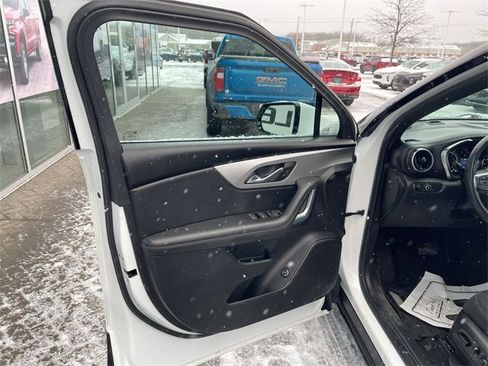 Used 2021 Chevrolet Blazer LT image 21