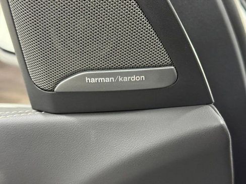 New 2026 BMW X5 xDrive50e w/ Executive Package image 25