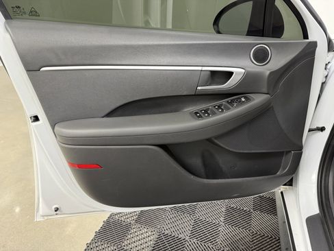 Used 2021 Hyundai Sonata SE image 9