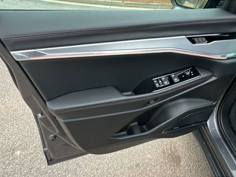 Used 2024 Jeep Wagoneer Launch Edition image 14