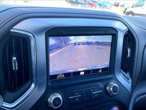 Used 2020 GMC Sierra 1500 SLT image 25