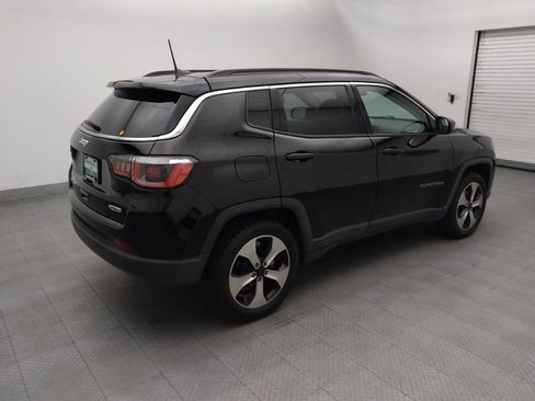 Used 2018 Jeep Compass Latitude w/ Popular Equipment Group AWD/4WD image 10