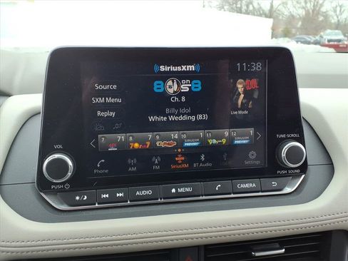 Certified 2025 Nissan Rogue SV image 29