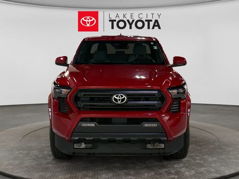 Used 2025 Toyota Tacoma SR5 RWD image 12