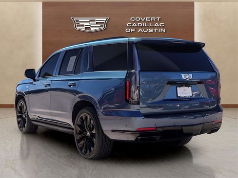 Certified 2025 Cadillac Escalade Sport Platinum w/ LPO, ONYX Package image 3