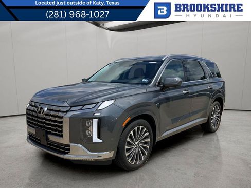 Used 2025 Hyundai Palisade Calligraphy FWD image 1