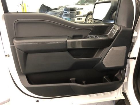 Used 2022 Ford F150 XLT w/ Equipment Group 302A High image 13