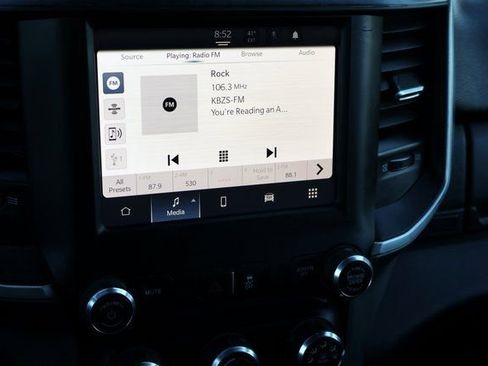 Used 2024 RAM 2500 Big Horn image 32