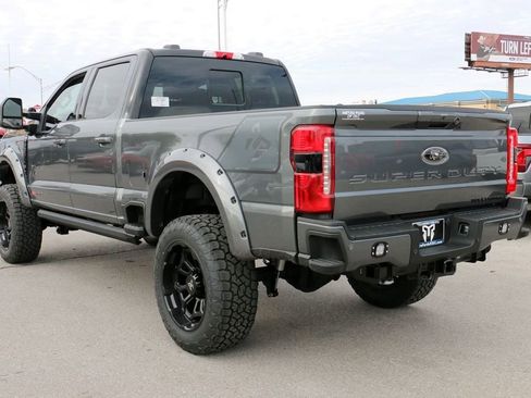New 2026 Ford F250 Lariat w/ Black Appearance Package image 8